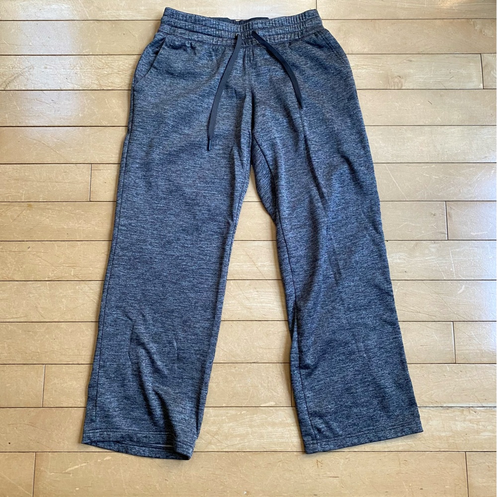 Adidas Women’s Flexible Waistband Gray Track/Sweatpants Size Medium
